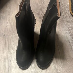 Gianni Bini Black Ankle Booties